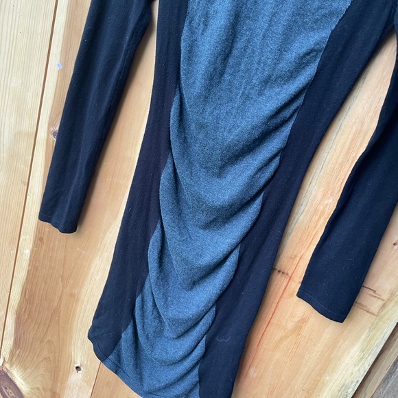 EXPRESS KNIT DRESS 🖤🤍 - Picture 2 of 4